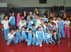 Escola Municipal Nossa Senhora do Rosário: Campeã Geral do Minibol 2011