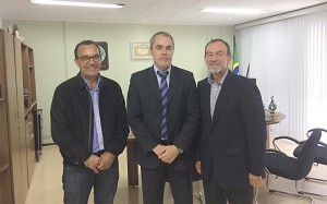 Presidente da Câmara e Secretário visitam o Instituto de Identificação do Paraná