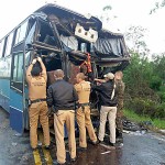 Acidente na PR151 entre ônibus e caminhão _7