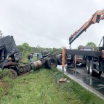 Acidente entre caminhões interdita a PR 151 no sábado_3