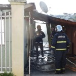 Incêndio em residência no Bairro Regina Vitória_foto Moacir Guchert_3