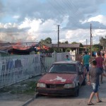 Incêndio em residência no Bairro Regina Vitória_foto rede social  WhatsApp