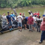 Ação de limpeza no Rio Iguaçu pelo Rotary Club de Palmeira e Iate Clube em comemoração ao Dia do Rio-foto divulgação (1)
