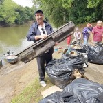 Ação de limpeza no Rio Iguaçu pelo Rotary Club de Palmeira e Iate Clube em comemoração ao Dia do Rio-foto divulgação (10)