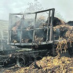 Caminhão carregado com tabaco pega fogo na PR 151_divulgação