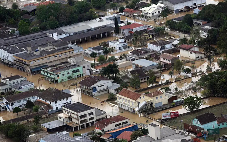 Cidade com enchente Dênio Simões_MIDR