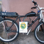 Bicicleta motorizada artesanal foi apreendida pela PM em Palmeira_interna_Divulgação PM
