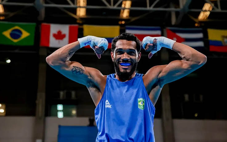 luiz_oliveira_bolinha_boxe_pre_olimpico© Miriam Jeske_COB Direitos Reservados