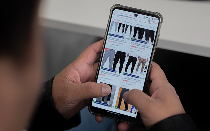 Compras online Foto Gelson Bampi