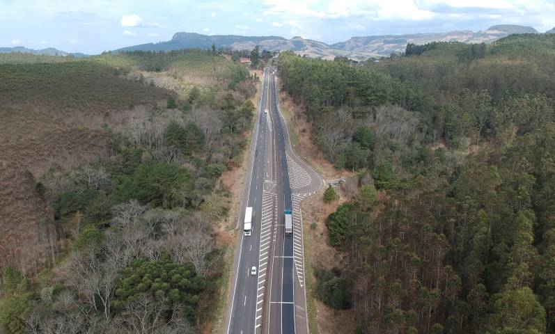 Trecho da BR-376 na Serra do Cadeado-Comunicação-PRVias (1)