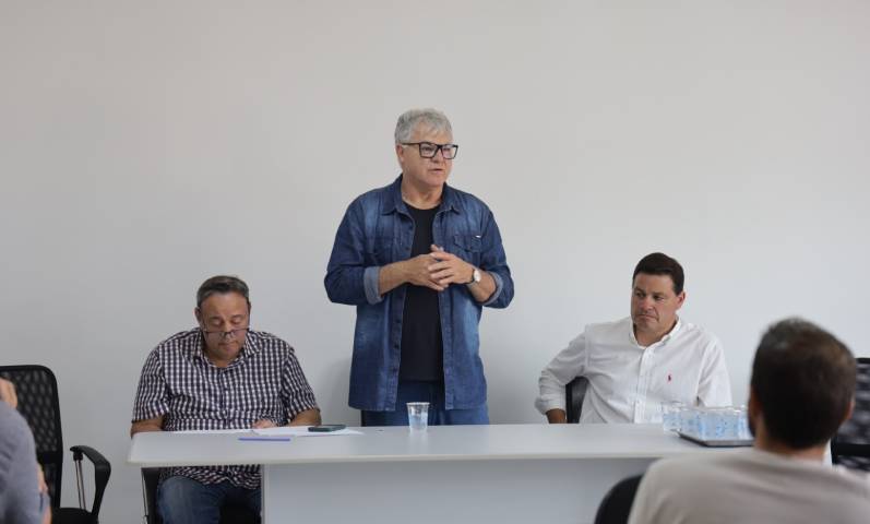 Anuncio obras Palmeira