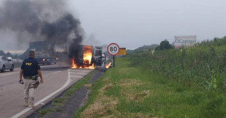 Incendio em Van BR 277 PRF